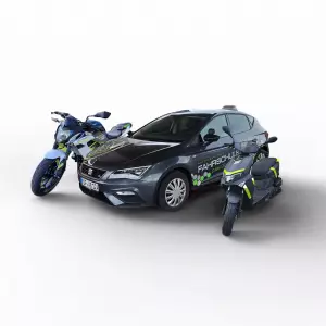 Fahrschulauto, 125er-Motorrad und Roller der Fahrschule Benz